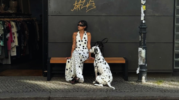 Tendência estampa poá: o retorno da padronagem clássica em 2025